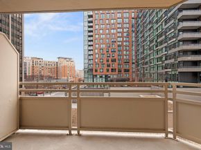 4801 Fairmont Avenue 412, Bethesda MD 20814