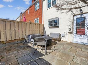 2515 N Dearing Street, Alexandria VA 22302
