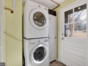 2515 N Dearing Street, Alexandria VA 22302