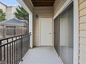 12957 Centre Park Circle 103, Herndon VA 20171