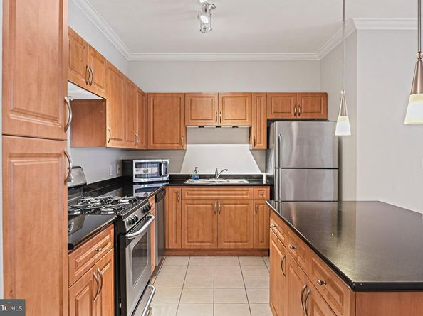 12957 Centre Park Circle 103, Herndon VA 20171