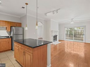 12957 Centre Park Circle 103, Herndon VA 20171