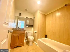 814 S 13TH Street, Philadelphia PA 19147