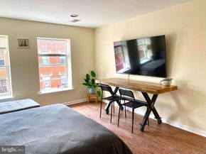 814 S 13TH Street, Philadelphia PA 19147