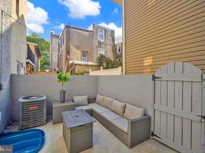 814 S 13TH Street, Philadelphia PA 19147