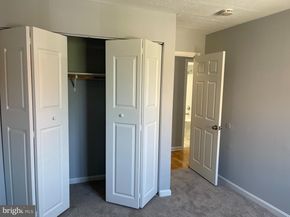 5106 F Street SE 8, Washington DC 20019