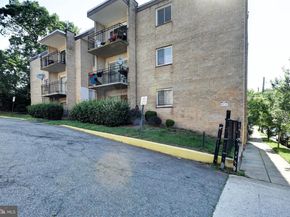 5106 F Street SE 8, Washington DC 20019
