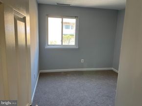 5106 F Street SE 8, Washington DC 20019