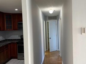 5106 F Street SE 8, Washington DC 20019