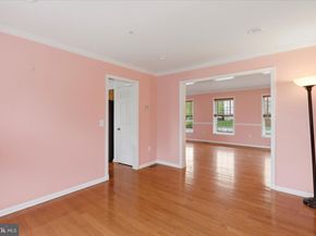 212 Red Maple Court, Chalfont PA 18914