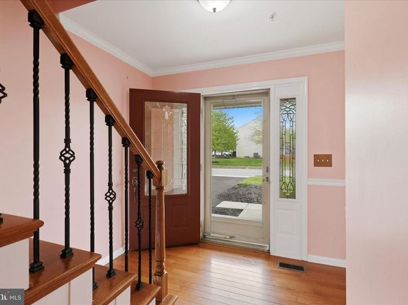 212 Red Maple Court, Chalfont PA 18914