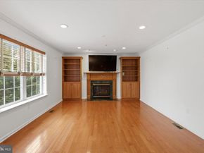 212 Red Maple Court, Chalfont PA 18914