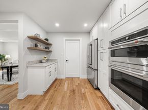 437 Glyndon Street NE, Vienna VA 22180