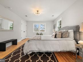 437 Glyndon Street NE, Vienna VA 22180