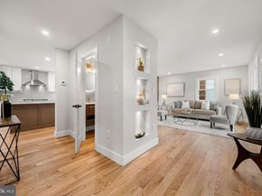 437 Glyndon Street NE, Vienna VA 22180