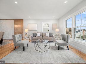 437 Glyndon Street NE, Vienna VA 22180