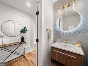 437 Glyndon Street NE, Vienna VA 22180