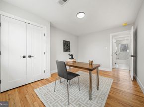 437 Glyndon Street NE, Vienna VA 22180