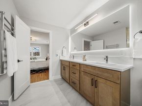 437 Glyndon Street NE, Vienna VA 22180