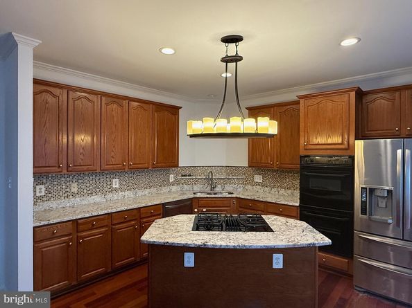 2833 Grace Forest Place, Vienna VA 22180
