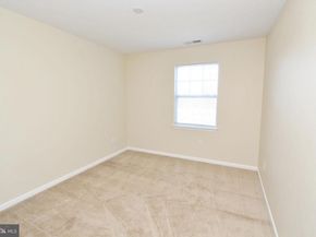 12956 Centre Park Circle 317, Herndon VA 20171