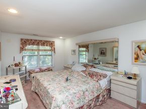 73305 Delaire Landing Road 305, Philadelphia PA 19114