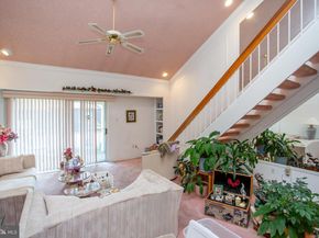 73305 Delaire Landing Road 305, Philadelphia PA 19114