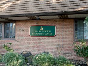 73305 Delaire Landing Road 305, Philadelphia PA 19114