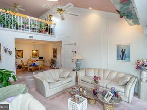 73305 Delaire Landing Road 305, Philadelphia PA 19114