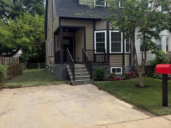 256 Willow Avenue, Wayne PA 19087