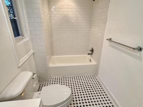 476 Krams Avenue, Philadelphia PA 19128