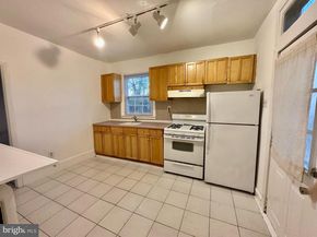 476 Krams Avenue, Philadelphia PA 19128
