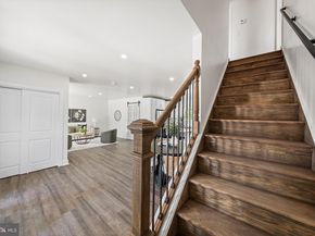 218 Plumbridge Drive, Levittown PA 19056