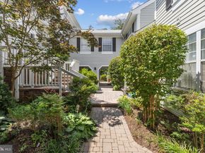 2903 S Woodley St H, Arlington VA 22206