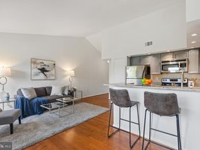 2903 S Woodley St H, Arlington VA 22206