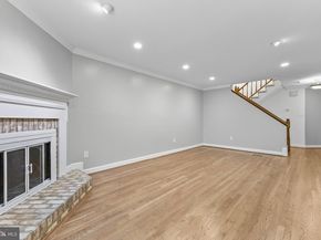 6308 Chaucer View Circle, Alexandria VA 22304