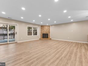 6308 Chaucer View Circle, Alexandria VA 22304
