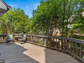 6308 Chaucer View Circle, Alexandria VA 22304