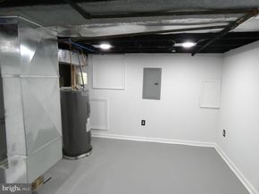 853 N 45TH Street, Philadelphia PA 19104