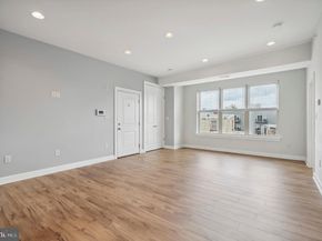 714 N Chadwick Street 6, Philadelphia PA 19130