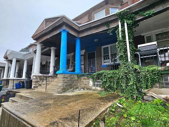 940 W Fisher Avenue, Philadelphia PA 19141