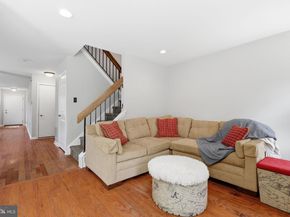 45 Honey Locust Lane, Newtown PA 18940