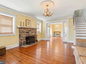 1421 W Fisher Avenue, Philadelphia PA 19141