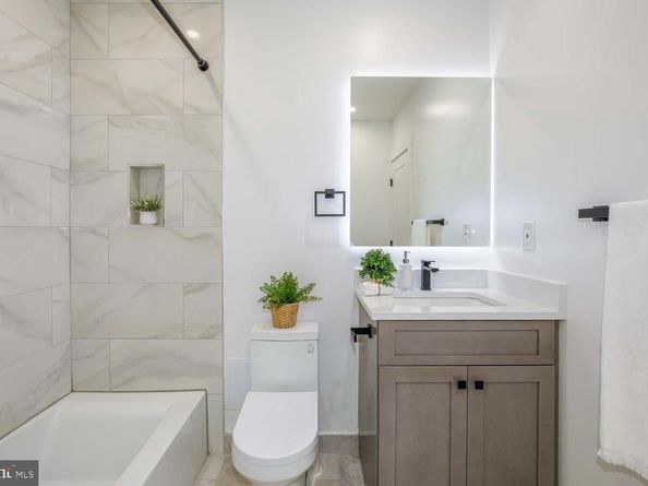 424 Taylor Street NW 1, Washington DC 20011