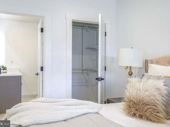 424 Taylor Street NW 1, Washington DC 20011