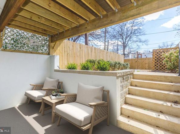 424 Taylor Street NW 1, Washington DC 20011