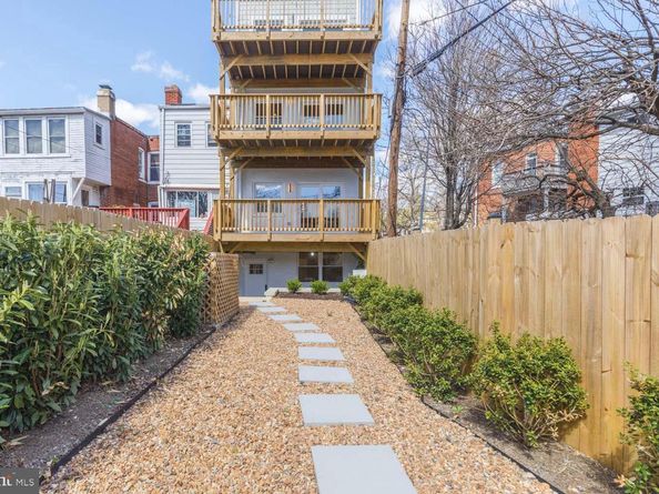 424 Taylor Street NW 1, Washington DC 20011