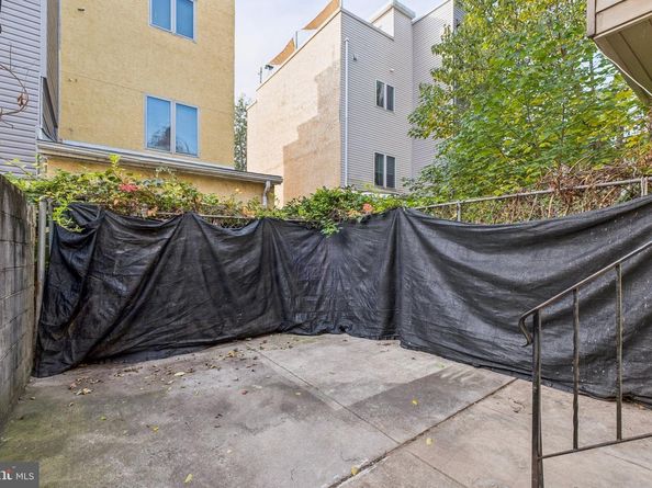 2640 Oakford Street, Philadelphia PA 19146