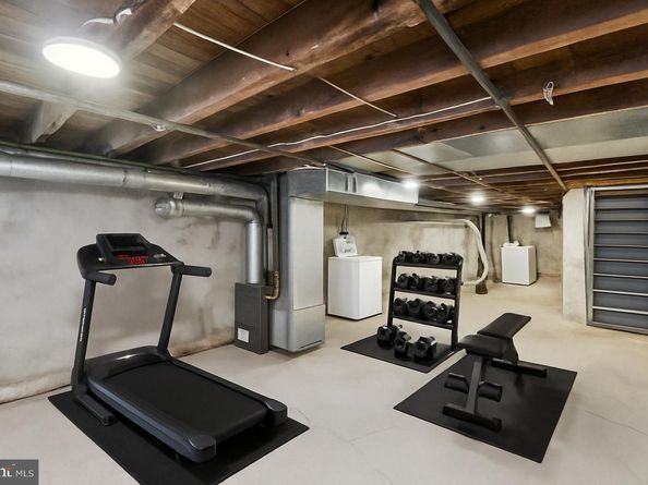 2640 Oakford Street, Philadelphia PA 19146