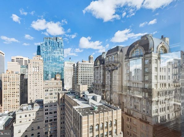 1425 Locust Street 21A, Philadelphia PA 19102